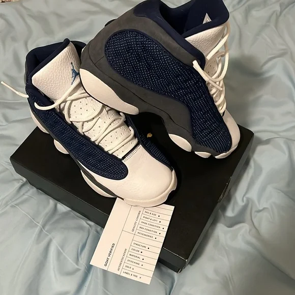 Air Jordan 13 retro (GS) - Picture 2 of 8